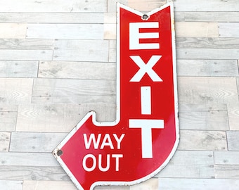 Znak wyjścia z porcelany vintage | Metalowy znak z czerwoną strzałką 12x7 | Dekoracja ścienna w stylu retro industrialnym
