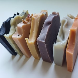 Soap Samples Mini Set - 8 Handmade Natural Soap Cut-Offs, Mini Soaps Variety Pack, Spring & Winter Collection, Eco Friendly Soap Sampler