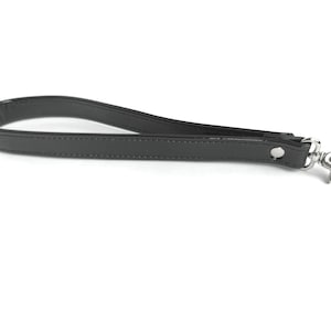 Luxurious Patent Leather Leash - Elevate Your Bondage Experience