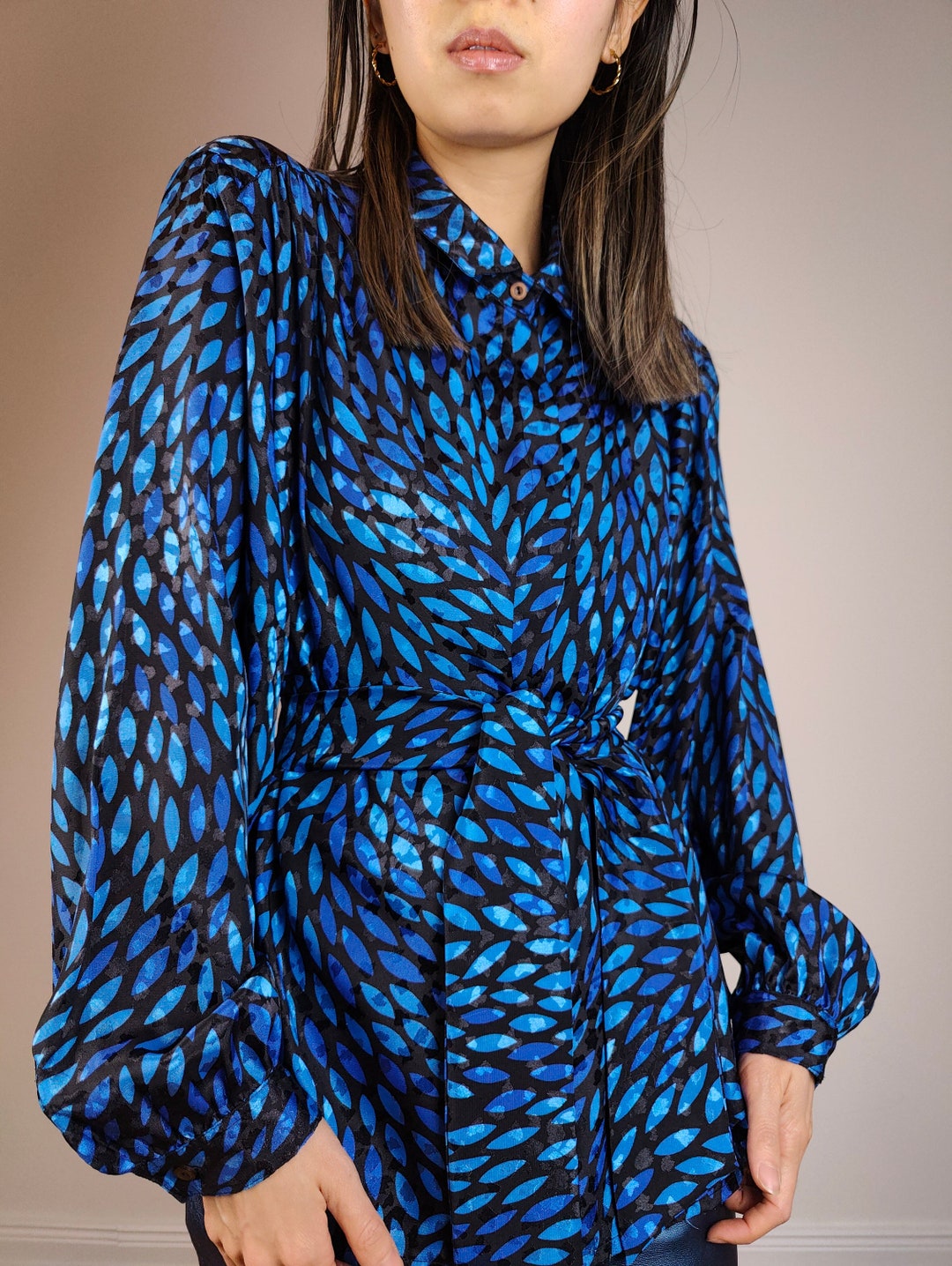 The Blue Shiny Pattern Blouse | Vintage Black Blue Crazy Pattern Print ...