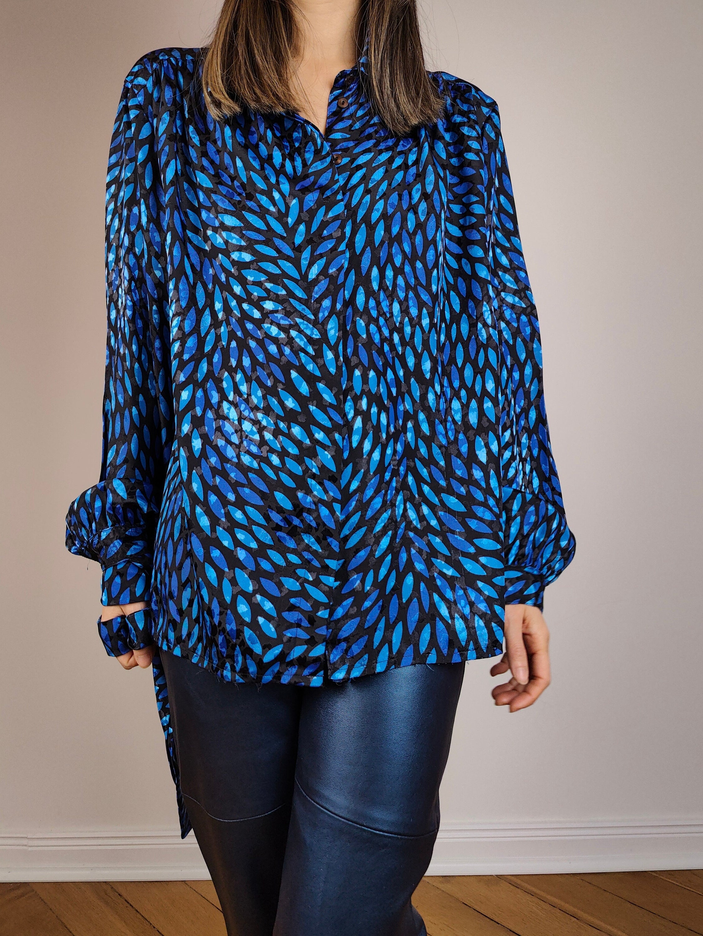 The Blue Shiny Pattern Blouse Vintage Black Blue Crazy Pattern Print ...