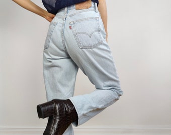 The Levi's 901 Light Blue Denim Jeans | Vintage pants high waist mom women S W30 L32