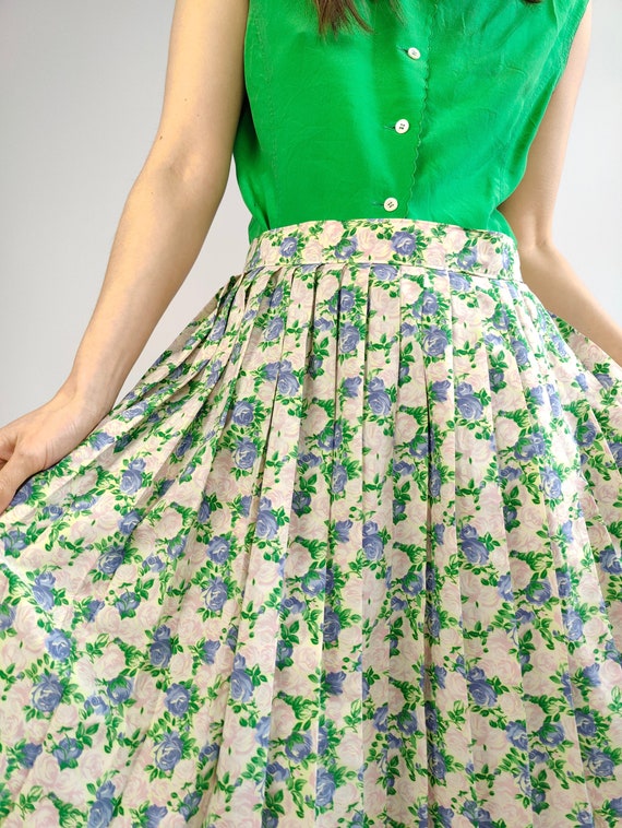 Cream floral mini clearance skirt
