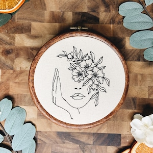 Floral Face Line Art Embroidery – Feminine Wall Decor – Boho Spring Embroidered Hoop – Empowerment Gift for Women – Botanical Home Art