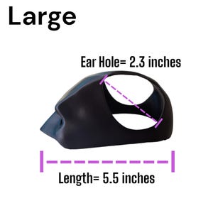 Pu&ograve; includere: Maschera nera con un foro per l'orecchio di 5,8 cm e una lunghezza di 14 cm. La parola "Large" &egrave; stampata nella parte superiore dell'immagine. La maschera &egrave; di colore nero pieno.