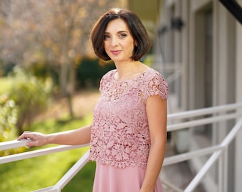 Mother of the bride macrame lace top, Plus size lace top with basic silk top underneath, Wedding guest top