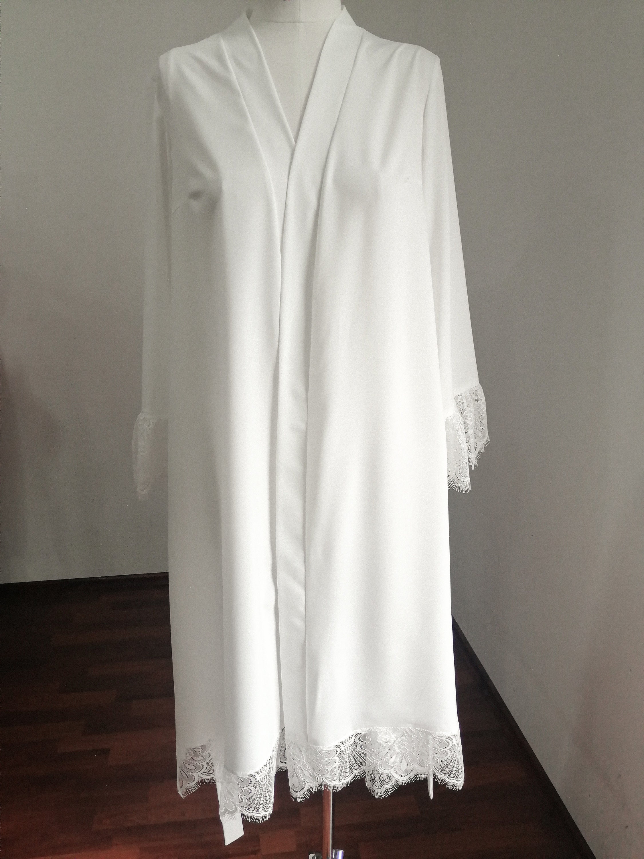 customized bridal robe