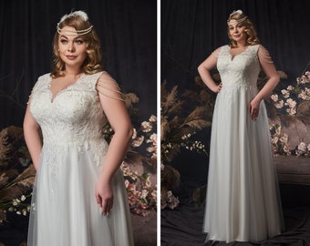 Plus size tulle lace wedding dress with pearls on the shoulders, Ivory a-line sleeveless wedding dress