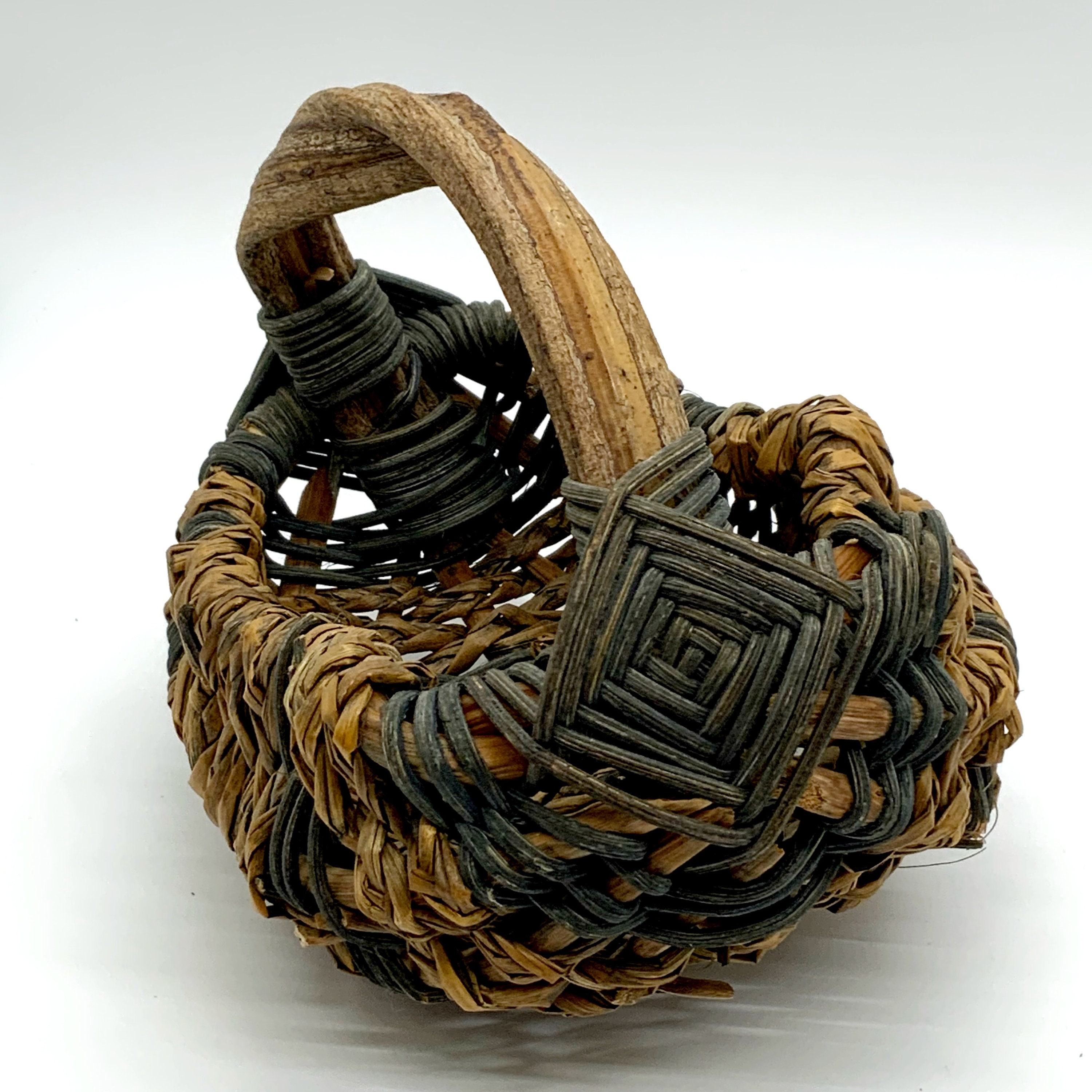 Kudzu Appalachian Oriole Style Basket Hand Painted Bent Vine Etsy