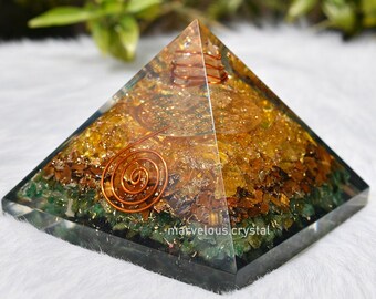 Pyramide d'orgonite de richesse et d'abondance avec citrine, œil de tigre, cristal d'aventurine Médiation de guérison Pyramide d'orgonite Protection Emf | Cadeaux