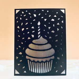 Cartão de aniversário de cupcake, cartão de aniversário feito à mão