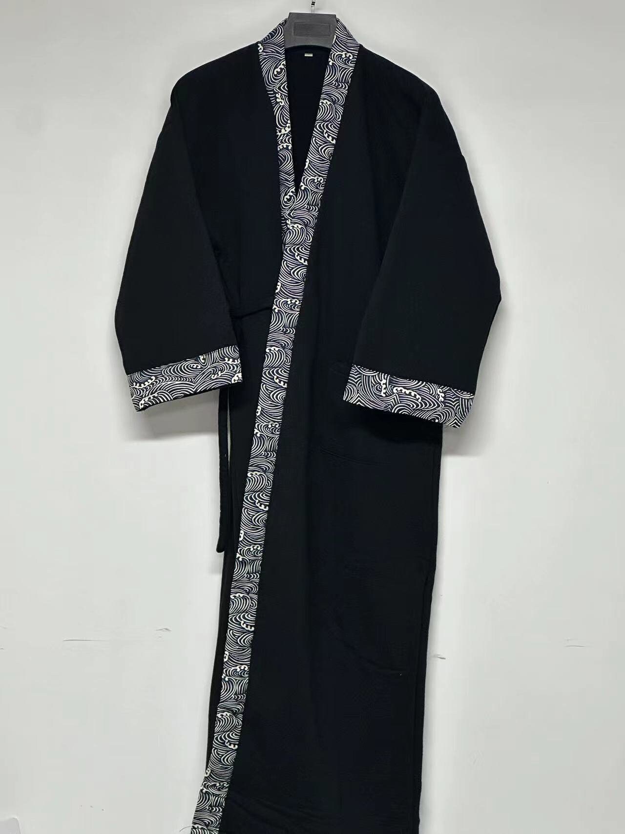 Ocean Wave Pattern Men's Kimono Bathrobe, Black Ocean Wave Bathrobe