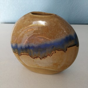 Kamini vase 1970s. Vintage ceramic glazed vase, signed Kamini, vintage vase Greece.