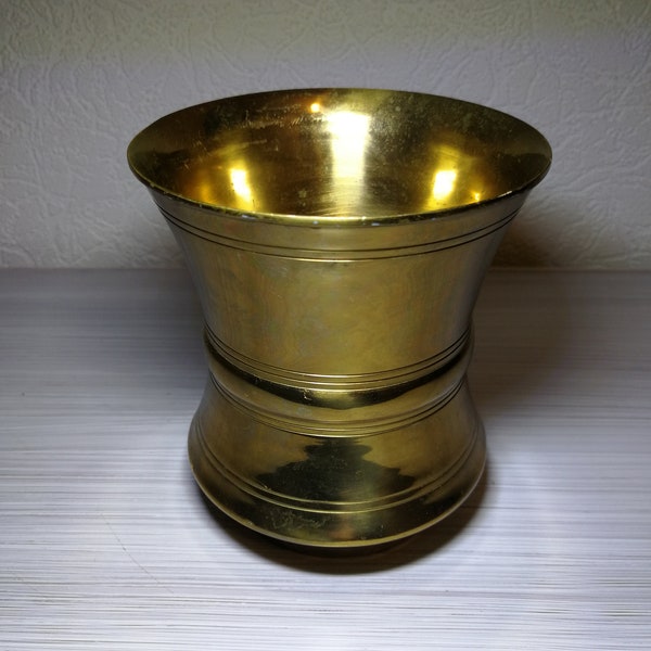 Malm brass, 1975, Sweden. Brass storage container, jar, vase. By form is like an India Panchapathram, brass vessel used for pooja