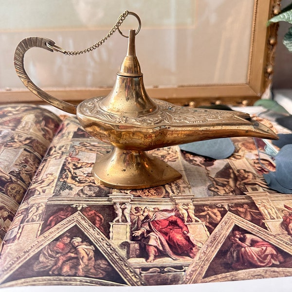 Vintage Brass Genie Lamp | Aladdin brass genie lamp | Genie lamp incense burner | Aladdin Chirag Lamp | Brass genie oil lamp | vintage|brass