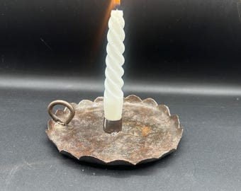 Vintage metal chamber stick candle holder| candlestick holder|vintage metal|antique candle holder|chamberstick candle|antique candle|metal