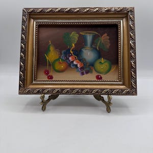 Nature morte miniature vintage - oeuvre d'art encadrée de fruits et de vase dans un cadre orné d'or - oeuvre d'art murale 6 x 4 ou chevalet