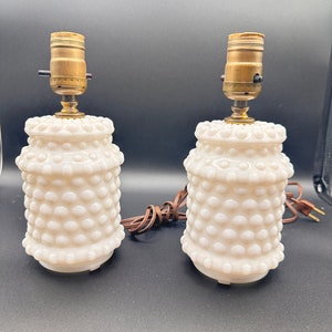 Vintage pair of milkglass hobnail lamps | milkglass | hobnail | bedside matching lamps | vintage lamps