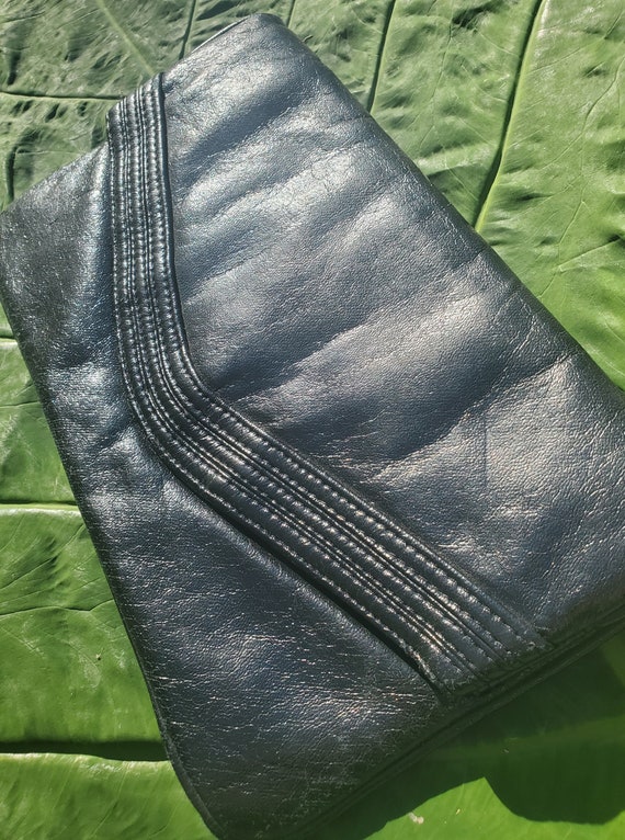 Black Vinyl Clutch Gem