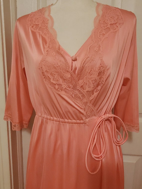 Vintage Shadowline Gown & Robe 2pc Set - image 2