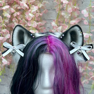 Realistic Black and white cat ear headband with bows nekomimi ears cat ear cosplay ears faux fur headband furry ears neko ear headband
