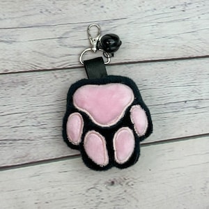 Cute Cat Paw Keychain black and pink toe bean plush bag charm Kawaii paw keychain purse plush key ring Accessories cute backpack gift