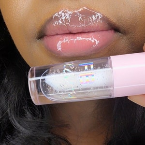 Crystal Beauty Glossy Clear Lip Gloss - Moisturizing Not Sticky Hydrated Lips (cruelty free)