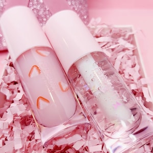 Glossy High Shine Lip Gloss Bundle Moisturizing Long Lasting Soft Lips Not Sticky Strawberry Shortcake and Clear Pink Butterfly