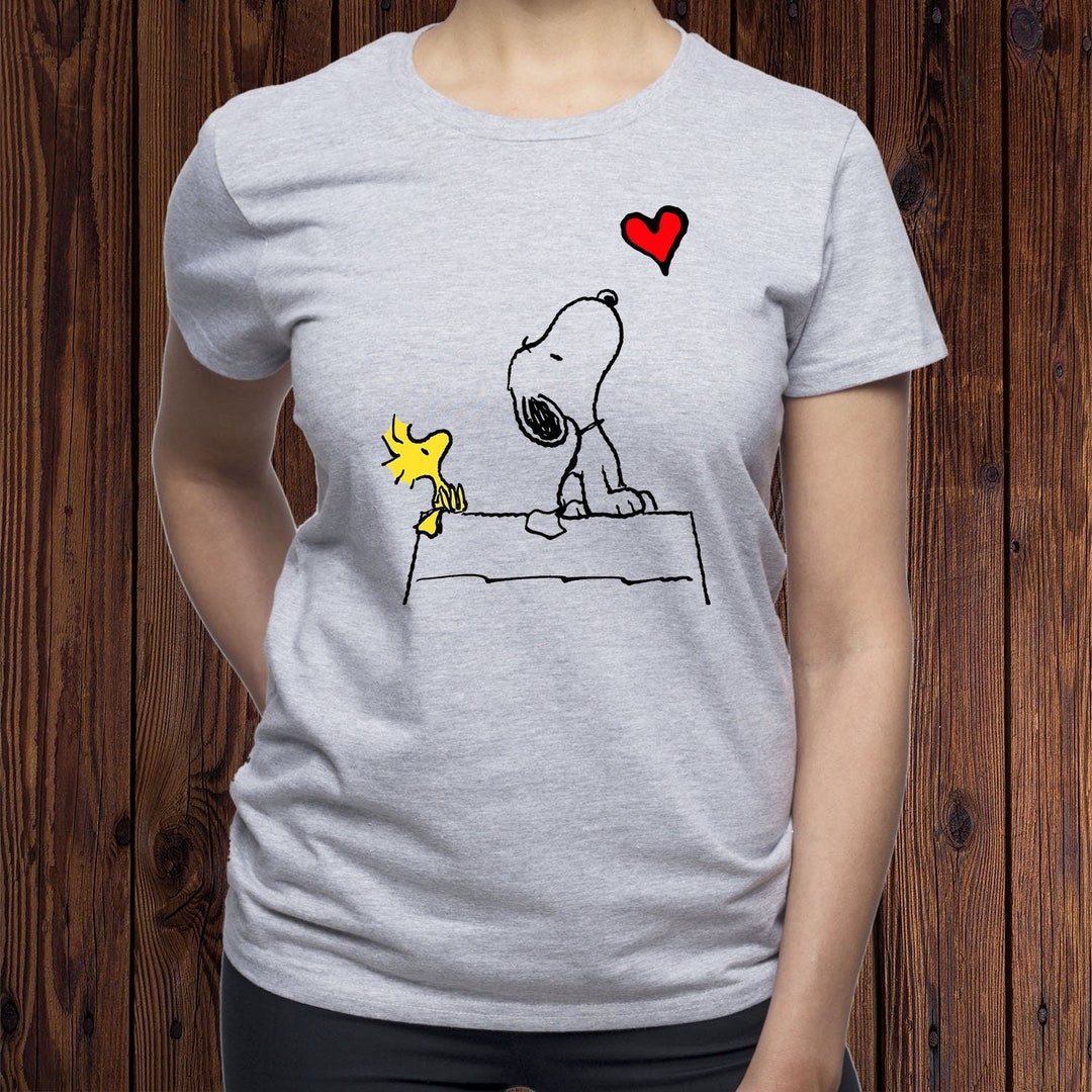 Snoopy T-shirt/ Woodstock T Shirt/ Peanuts Tshirt/ Stargazing Shirt/ Cute Peanuts  Tee/ Love T-shirt/ Couple Tshirt/ Women's T-shirt/ T44 - Etsy