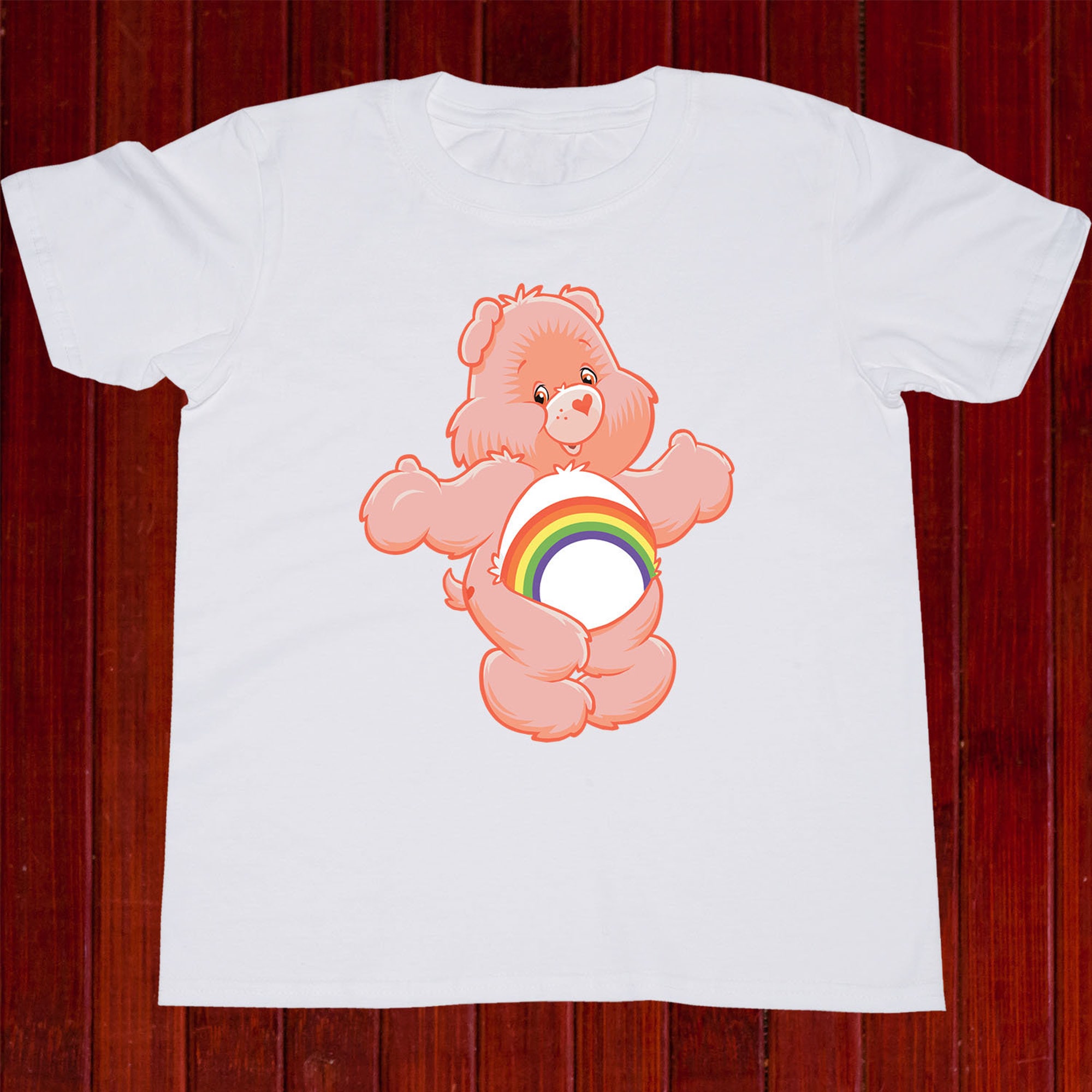 Discover Cheer Bear Regenbogen Bär T-Shirt