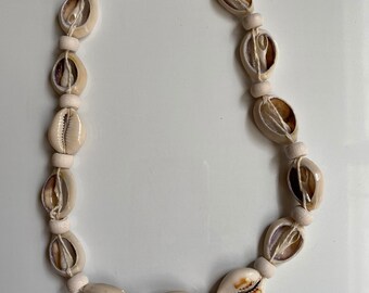 Beautiful  Shell Necklace with the wood beads, Cowrie Shell, Shell Choker,  Shell Necklace, Surfer Necklace. Handmade natural