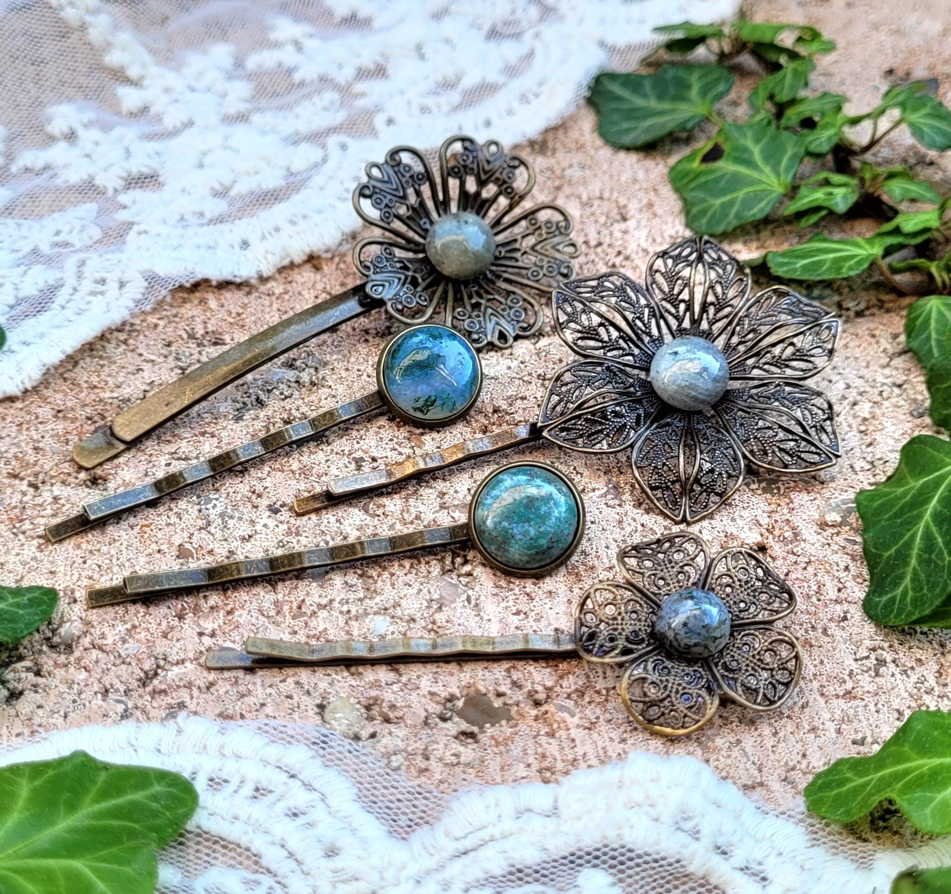 Vintage Hair Clip Set in Bronze With Semi-precious Stone MOSS
