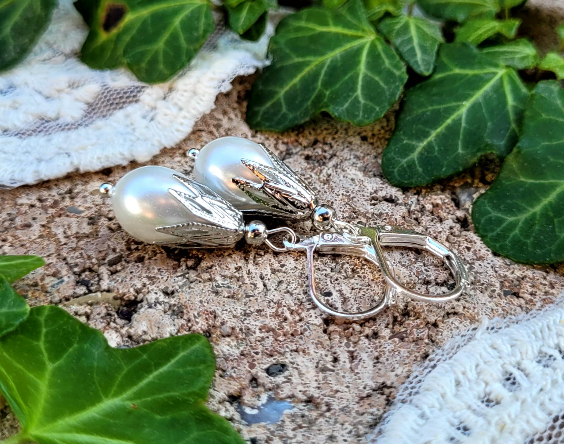 Boucles D'Oreilles Vintage Perles Poire Argenté - Modèle 3421 - État Impeccable
