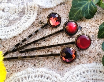 Hair clip set in red and wine red tones