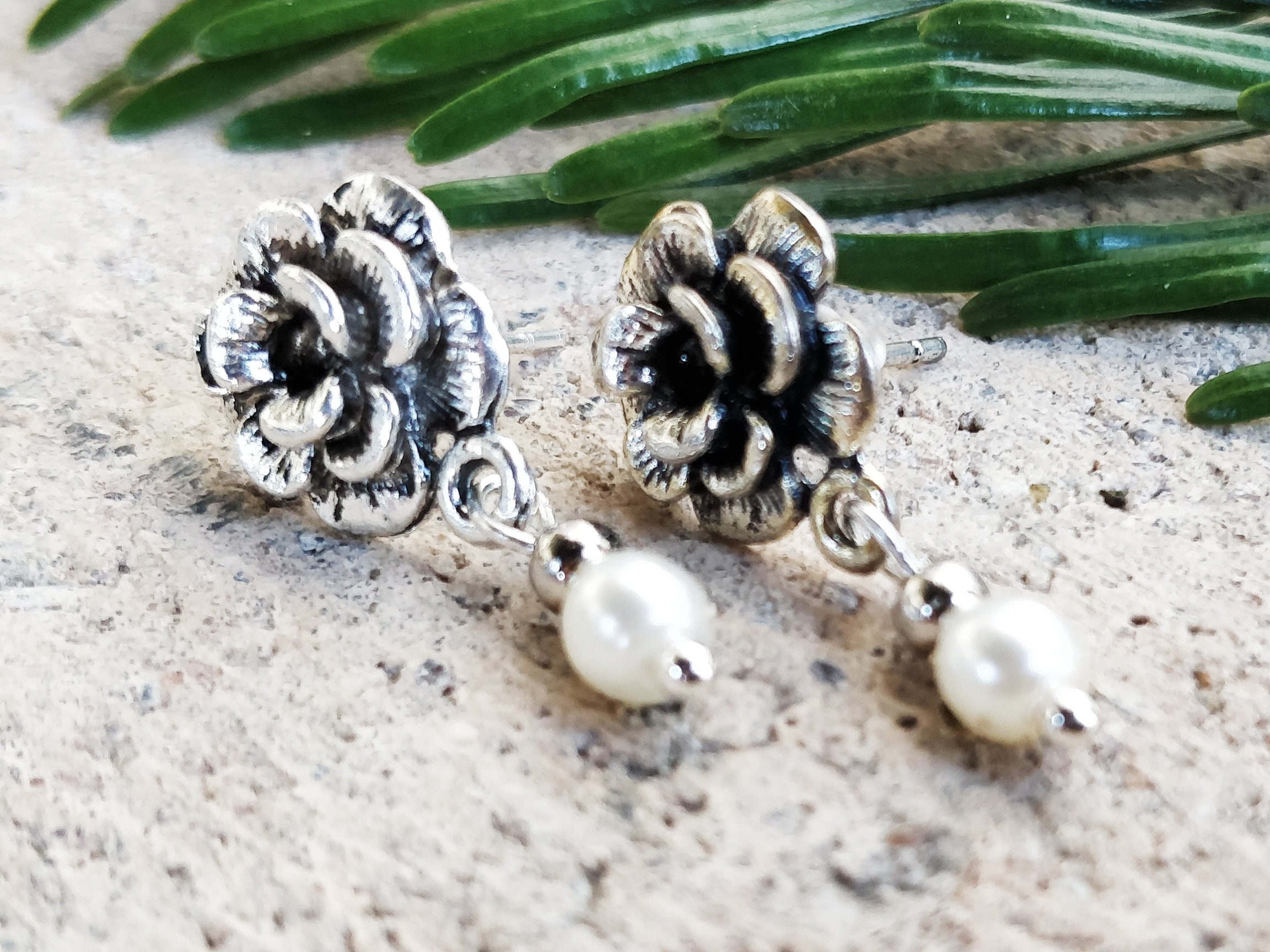 Channel V Orecchini Donna In Argento A Fiore Di Rosa Con Perla - Nero O Bianco, Regalo Compleanno - 2