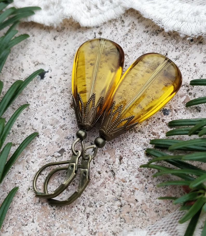 GREEN back in stock Vintage earrings with drop-shaped glass beads in different colors image 4