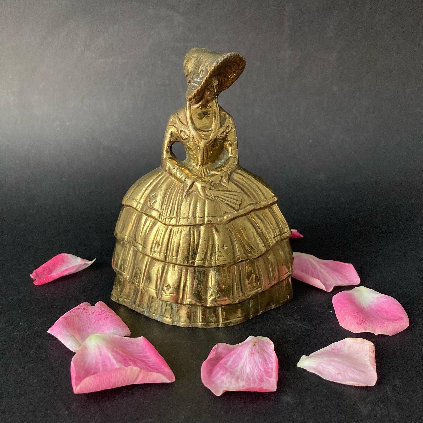 Cloche En bronze, La