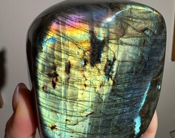 Labradorite Freeform Crystal – Madagascar Rainbow Flash Display Stone