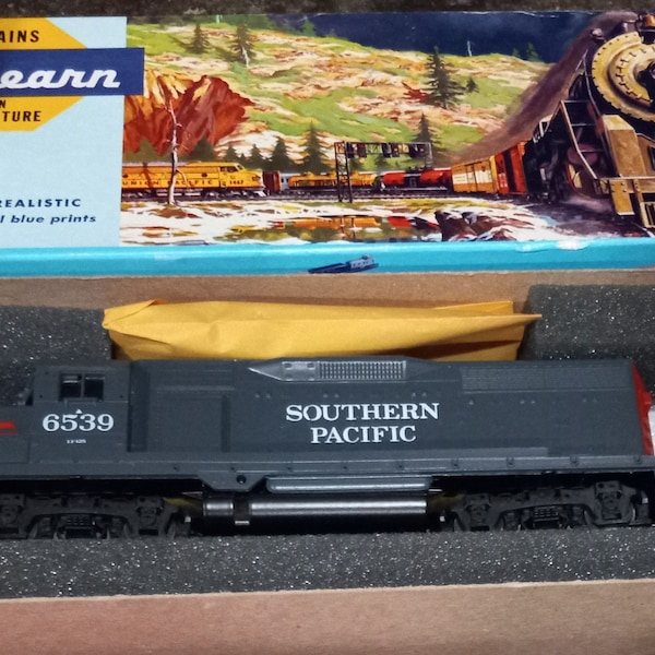 HO Scale DC Locomotives