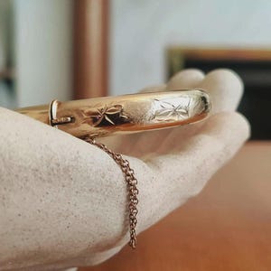 1972 Excalibur 120th Anniversary 12ct Rolled Gold Bangle – Made in England, Vintage Elegant Bracelet