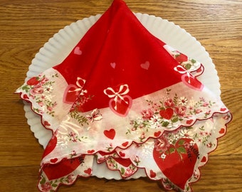 Día de San Valentín Hankie Corazones festoneados Rosas Pañuelo vintage