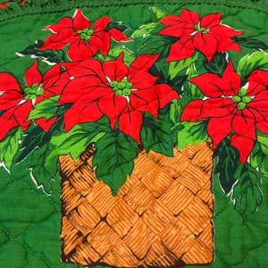 Five Vintage Christmas Placemats Quilted Poinsettias In Baskets