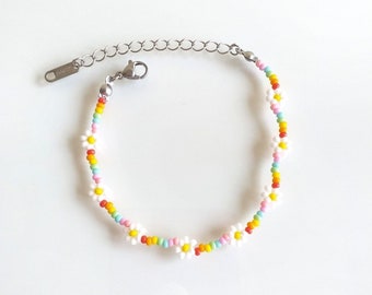 Rainbow daisy bracelet | Beaded bracelet | Flower bracelet | Handmade | Dainty bracelet | Daisy chain | Daisy seed bead bracelet | Colorful