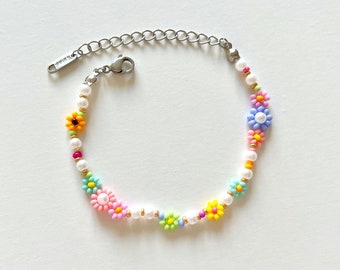 Colorful Flower Bracelet | Beaded bracelet | Daisy bracelet | Dainty seed bead bracelet | pearl bracelet | Handmade | Summer jewelry | Gift