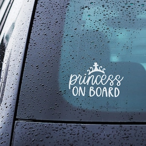 Princess On Board Decal – Baby On Board Car Sticker – Crown Vinyl Safety Sign – Royal Baby Car Window Graphic – Girl Travel Sticker