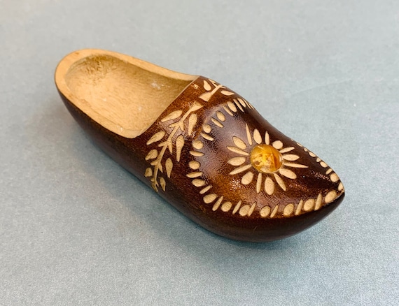 Vintage clogs hotsell for sale
