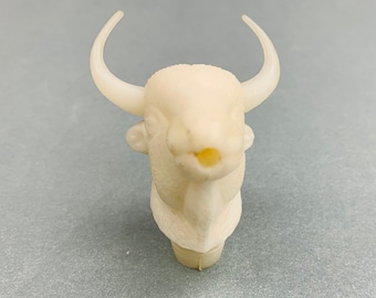 Vintage fles pourer dispenser bull head Plastic bull head fles decor Plastic kurk Sovjet tijdperk barware