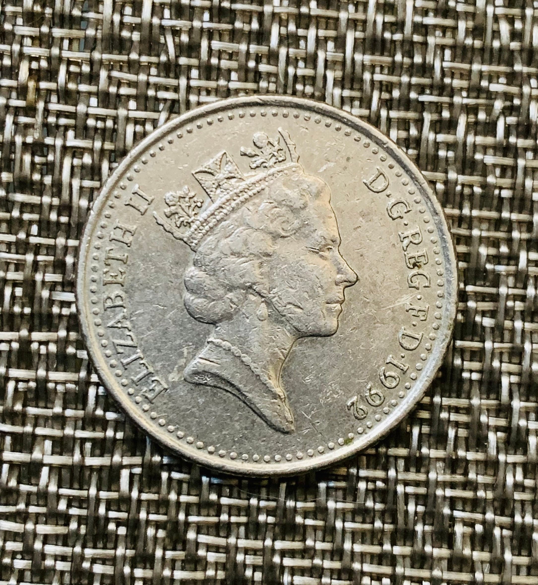 1992年エリザベス2世 10ペンス英国コイン - Etsy 日本