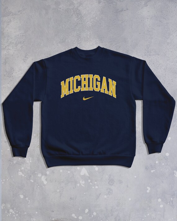 u of m crewneck sweatshirt