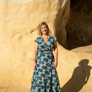 jessica wright blue lace dress Jaase Summer Song Print Indy Maxi Dress  Whiskey and Wildflowers